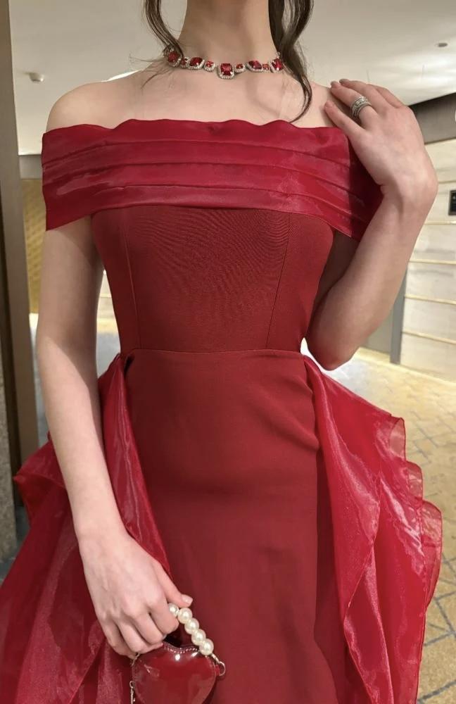 Elegant red dress