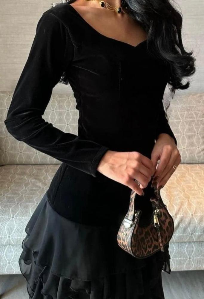 فستان اسود جوخ