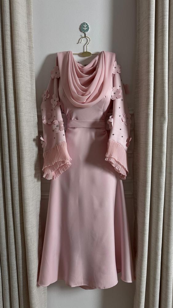 Elegant pink Barbie dress