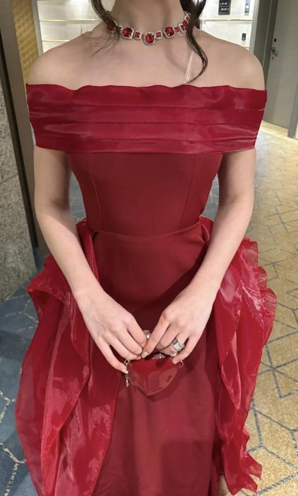 Elegant red dress