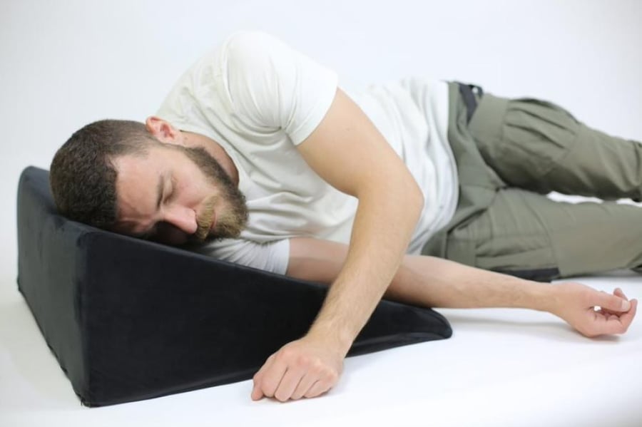 مخــدة منحـدر كبار من HT إتش تي