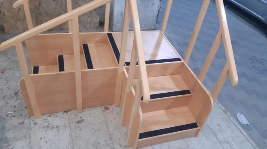 Corner medical rehabilitation drawer - ladder for ascending and descending