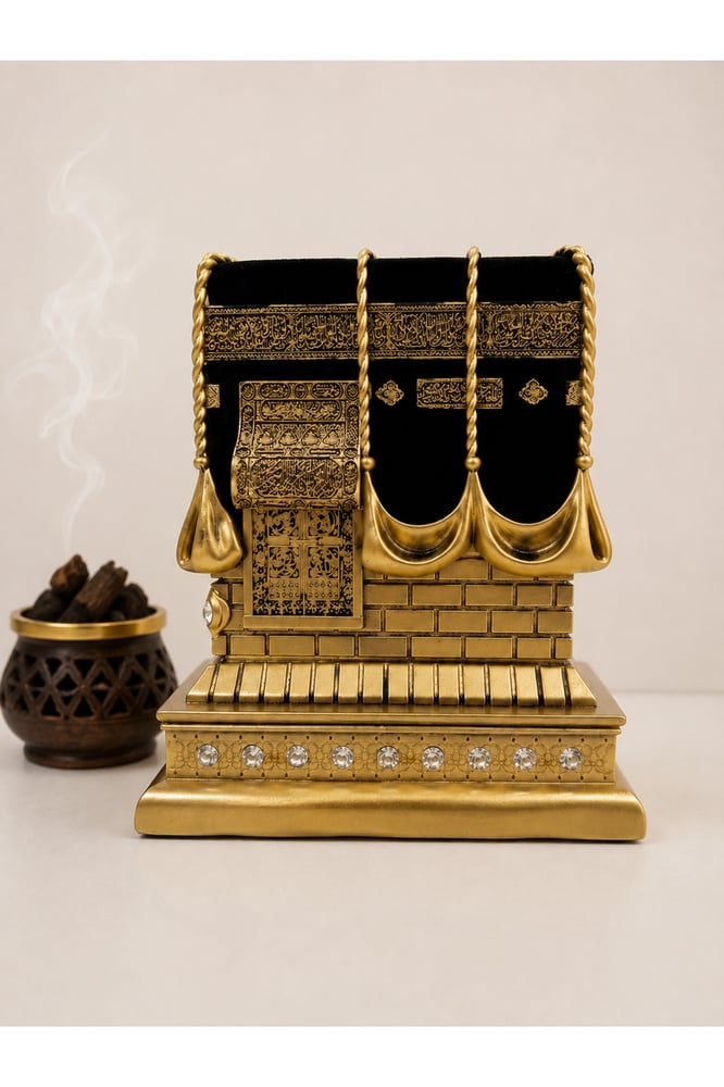 3D Kaaba Decorative Showpiece, Islamic Home Decor Ornament, Detailed Makkah Kaabah Model, Muslim Gift for Ramadan, Eid, Umrah, Hajj, Home Office Table & Shelf Decoration, 14 x 11 x 11 cm