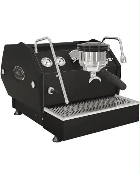 ماكينة إسبريسو لا مارزوكو جي إس 3 (La Marzocco GS3) باللون الأسود المطفي الأنيق  إصدار AV (Auto-Volumetric)
