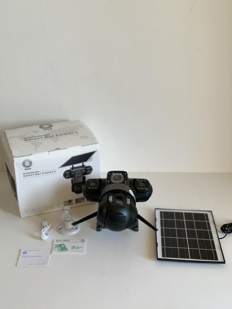 Solar-powered surveillance camera – 32GB memory