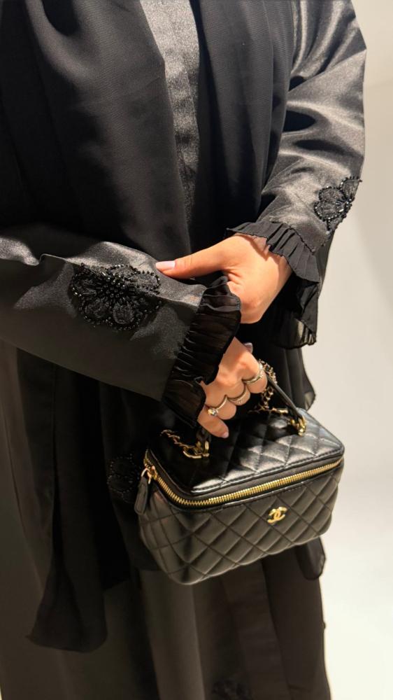 عباية تفته نص كلوش