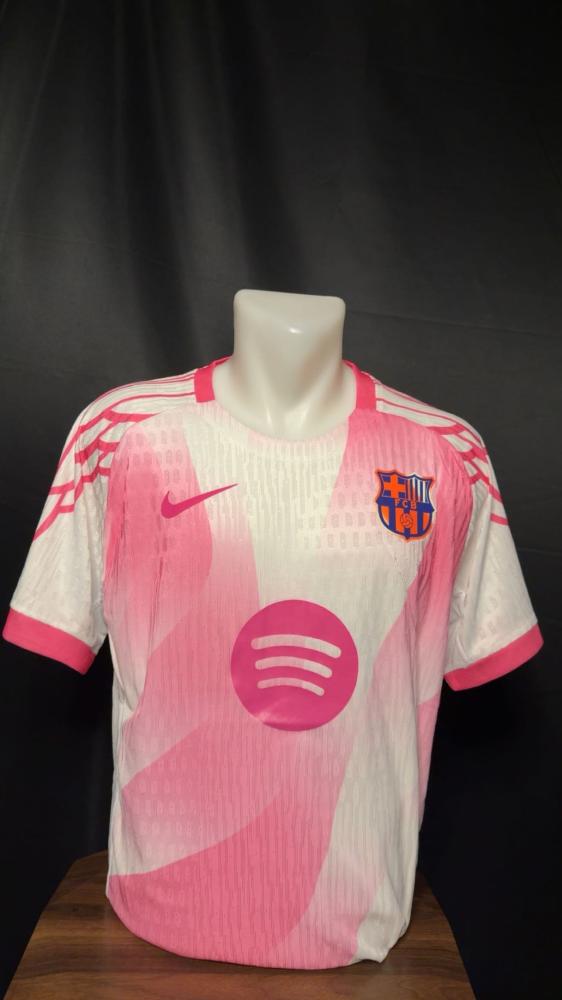 نادي برشلونة وردي