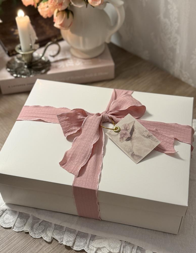 Lady Rose Box