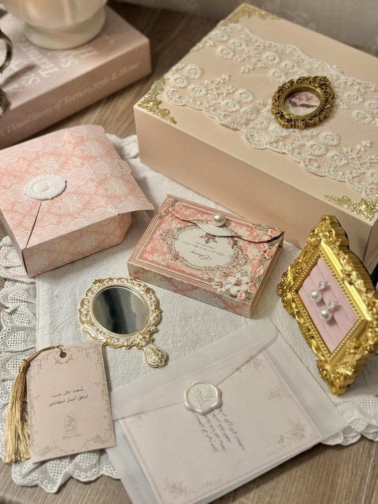 Victoria Box