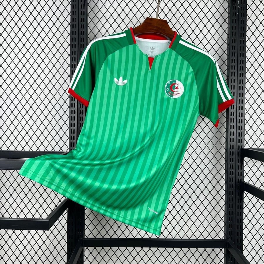 تيشيرت الجزائر نسخة كأس العالم 2026