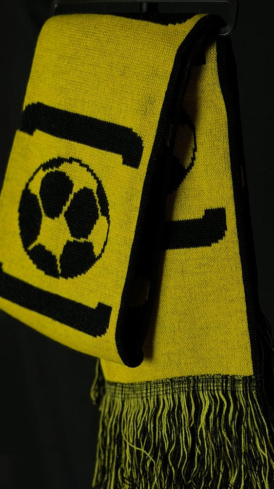 شال الاتحاد بوجهين اصفر و اسود