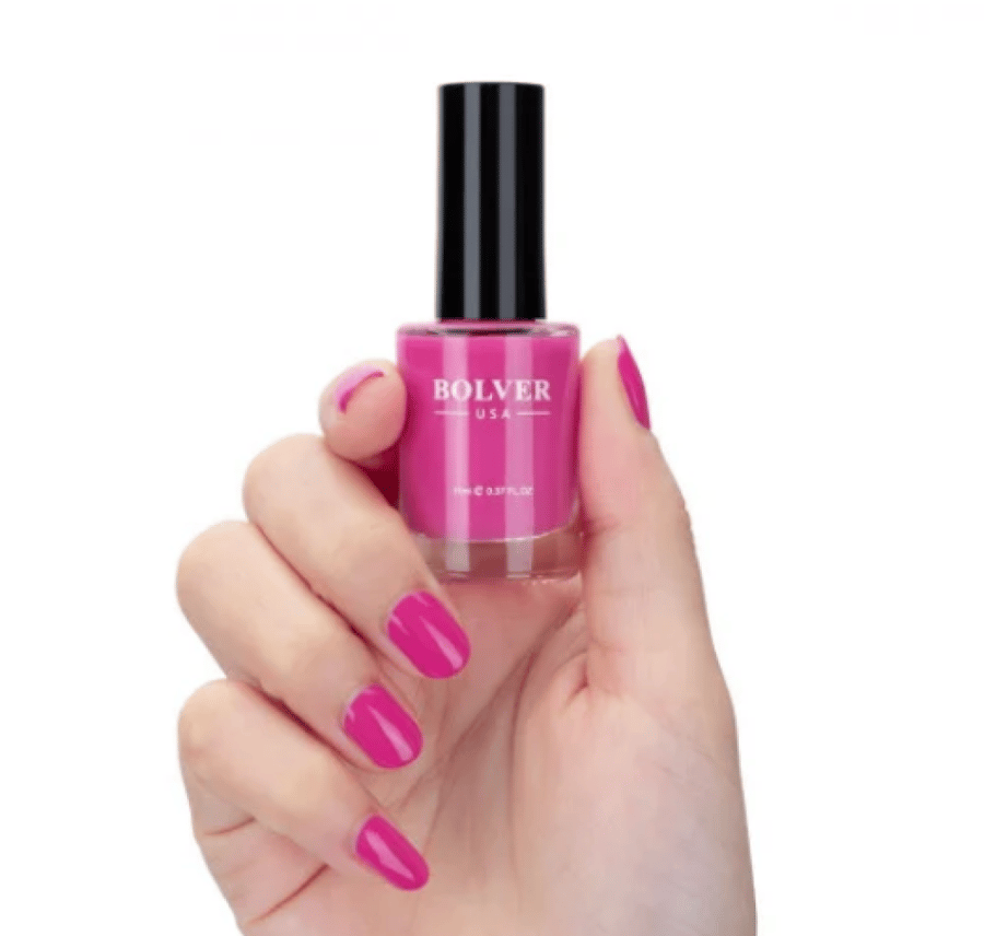 Bluffer nail polish number 725