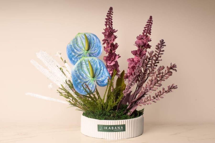 Vase Touch of Creativity – Artificial flowers with a distinctive modern design