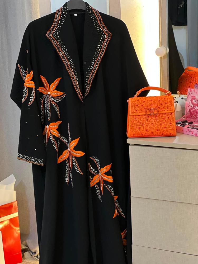 عباية لافين
