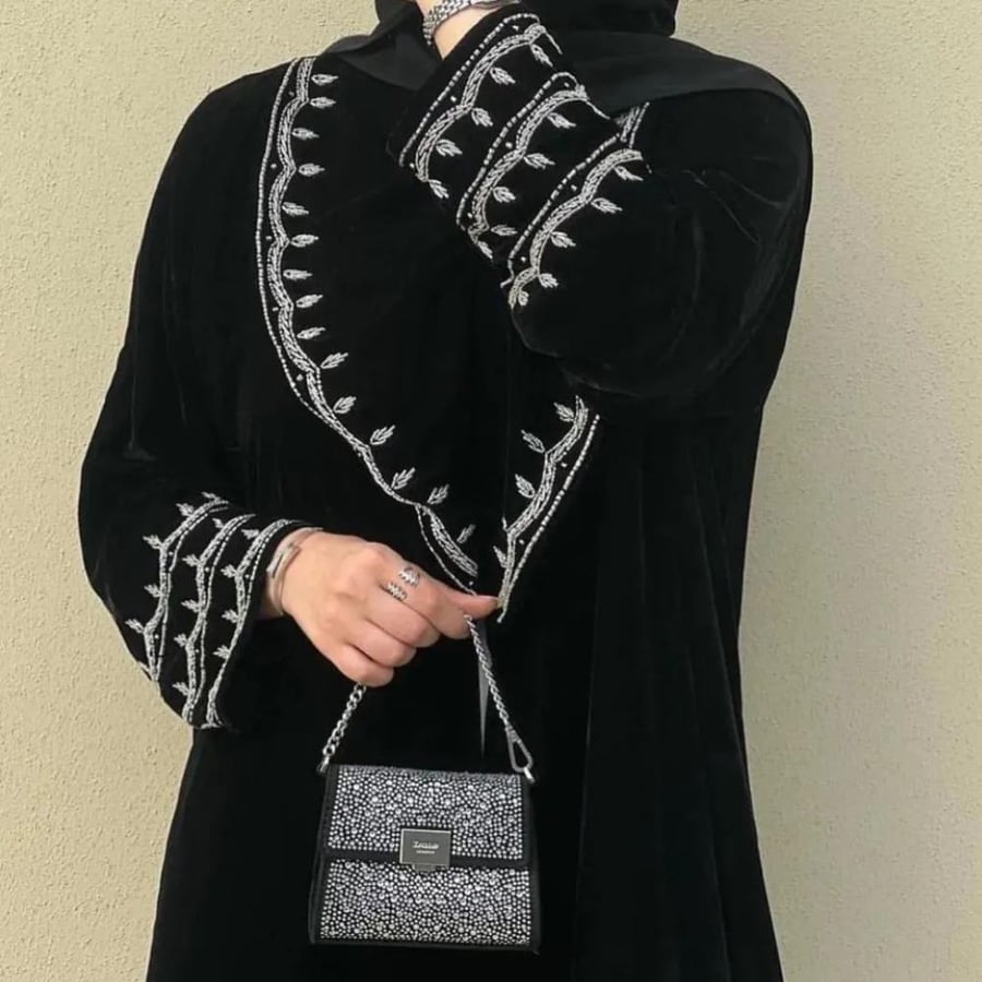 عباية لافيرا