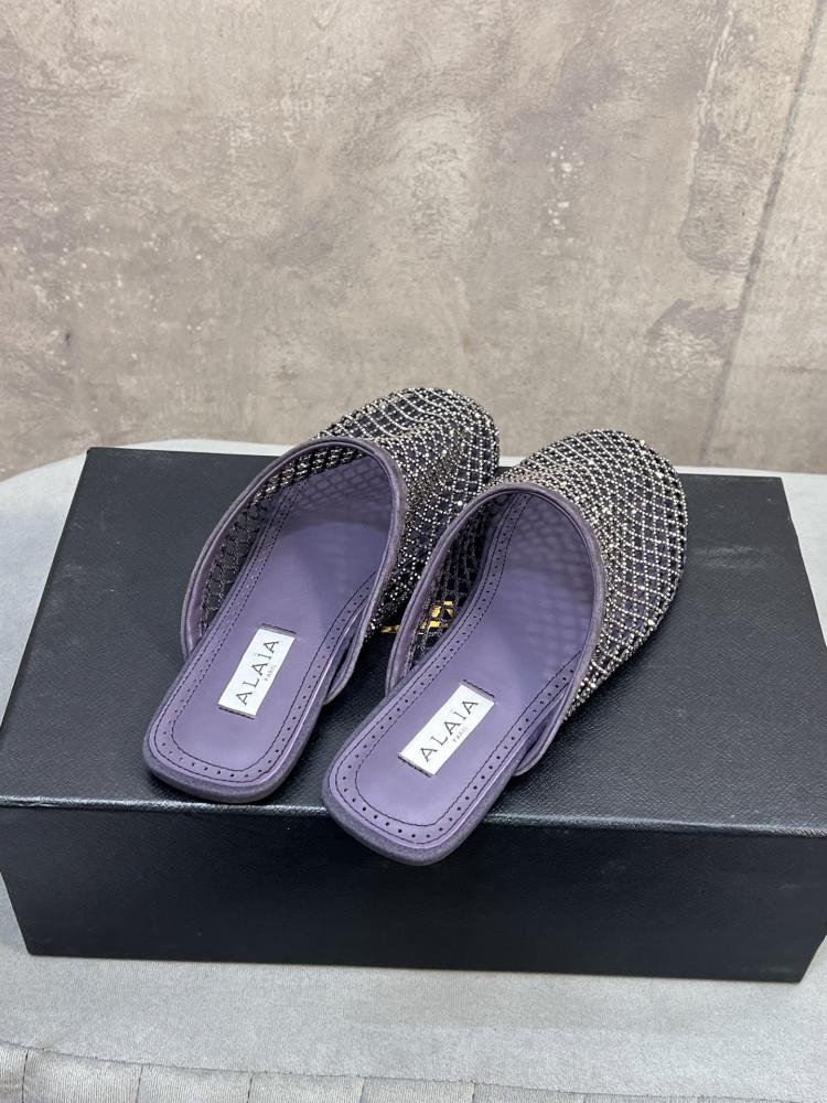 ALAÏA Flat