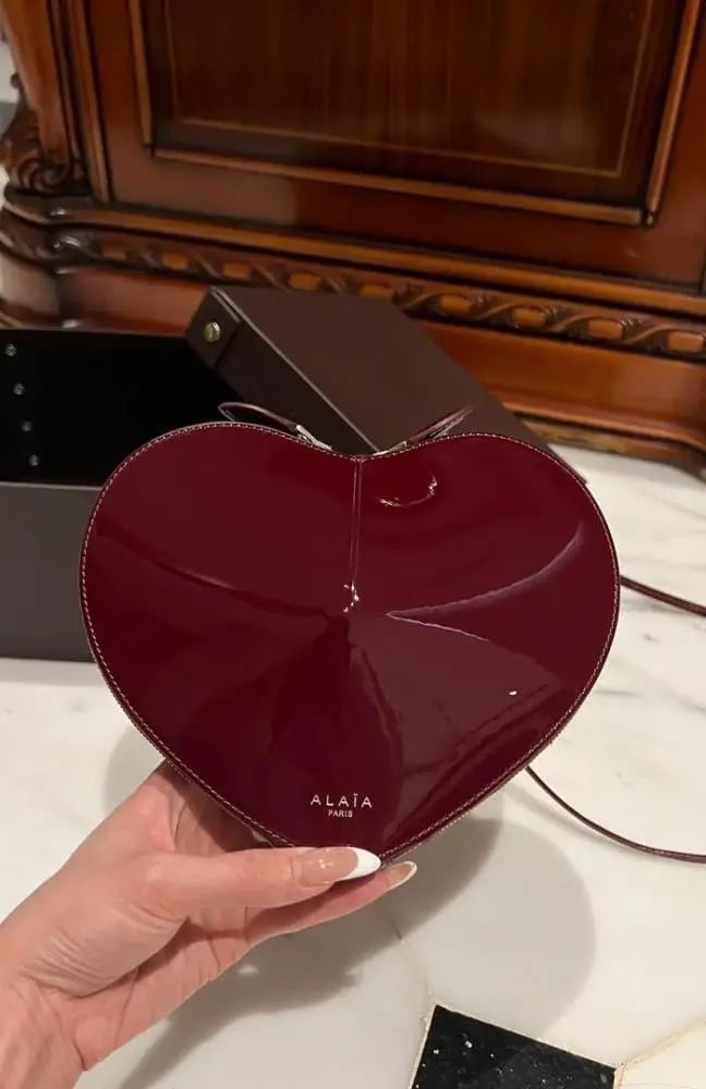 LE CŒUR SMALL BAG IN CALFSKIN