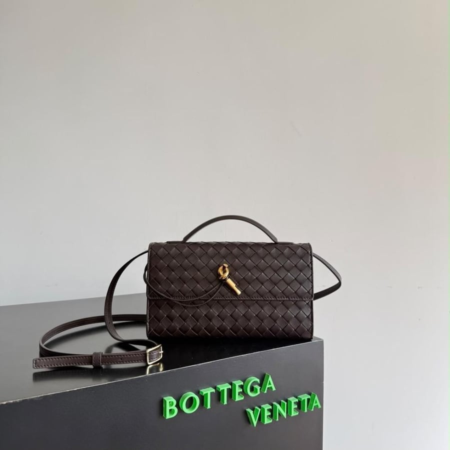 Andiamo Clutch 25
