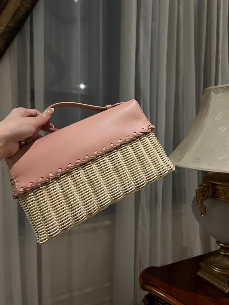 Extra Pocket L27 wicker