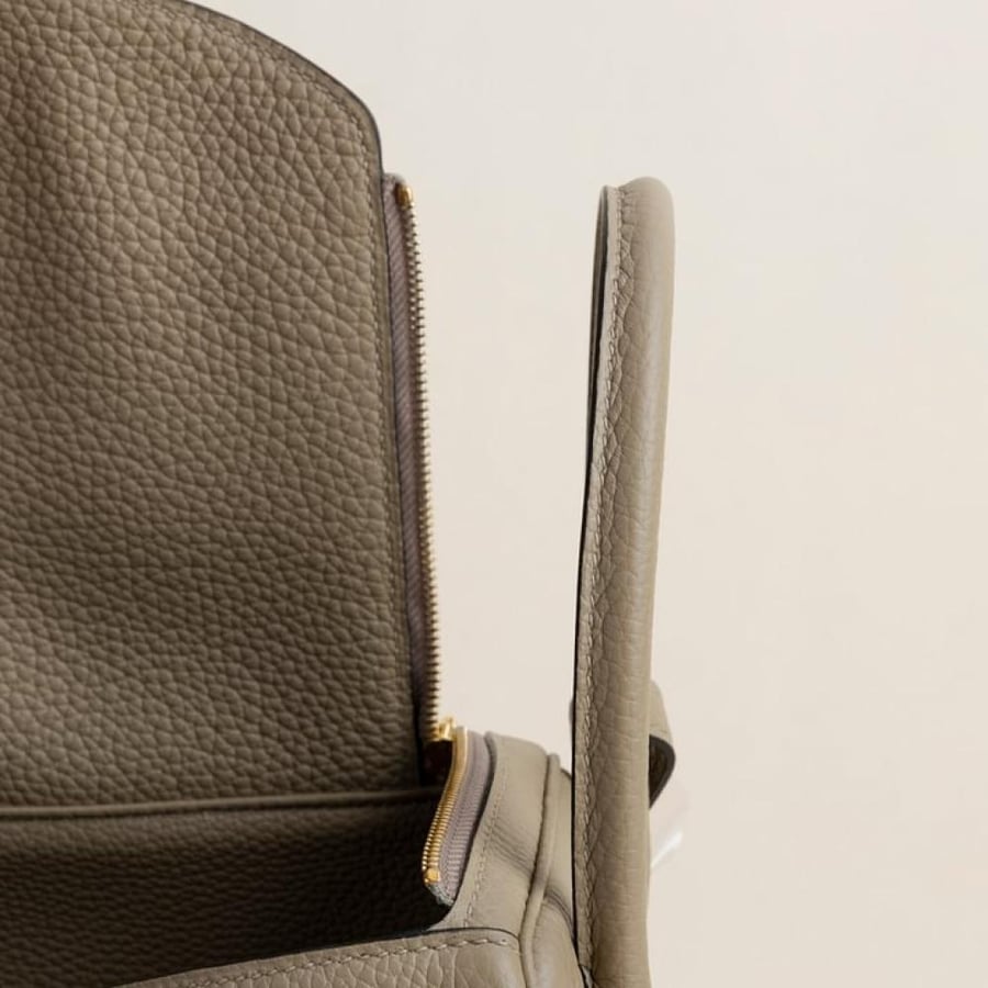 Lindy 26cm Clemence leather 8Q