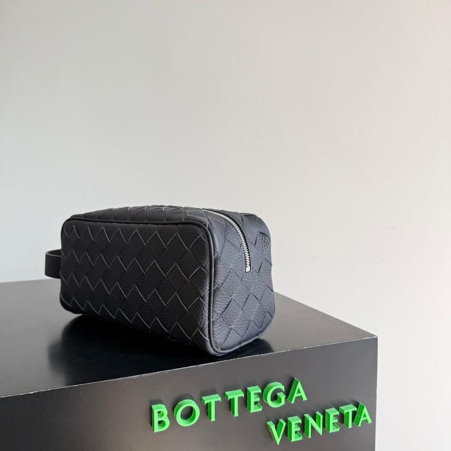 Intrecciato Travel Pouch