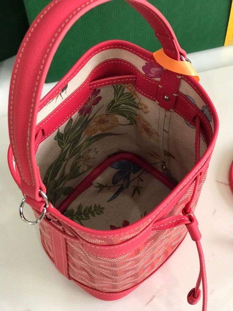Petit Flot Mini bucket bag