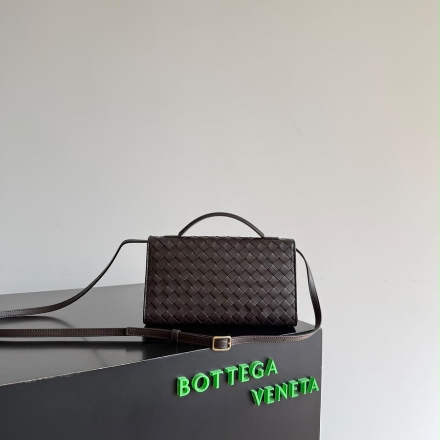 Andiamo Clutch 25