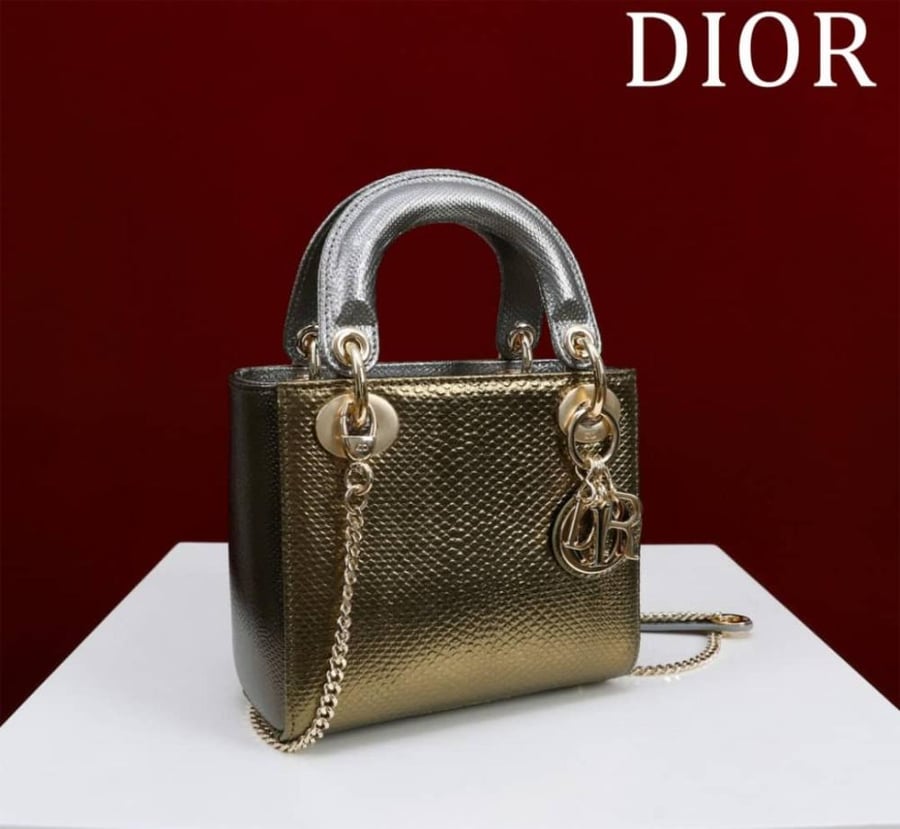 Mini lady dior real skin