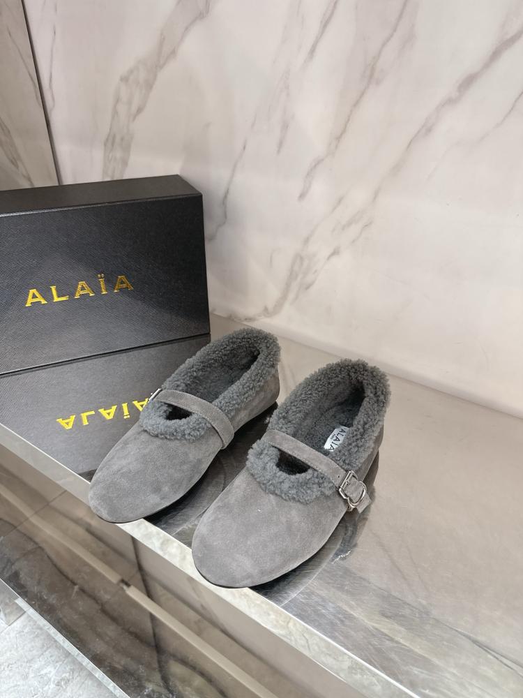 ALAÏA Flat