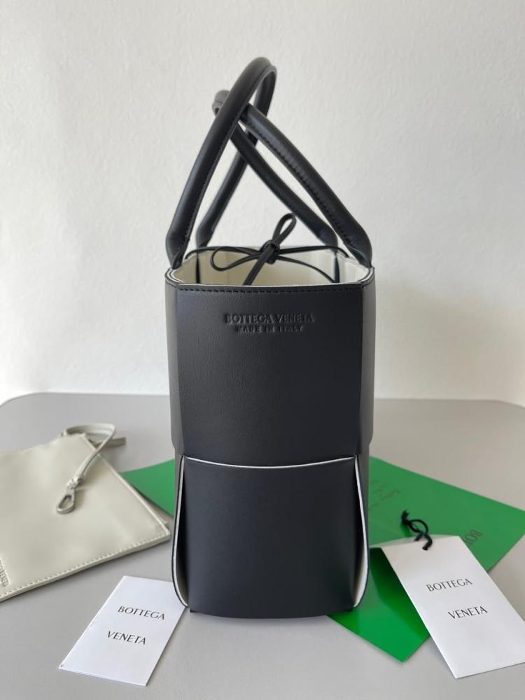 Small Arco Tote