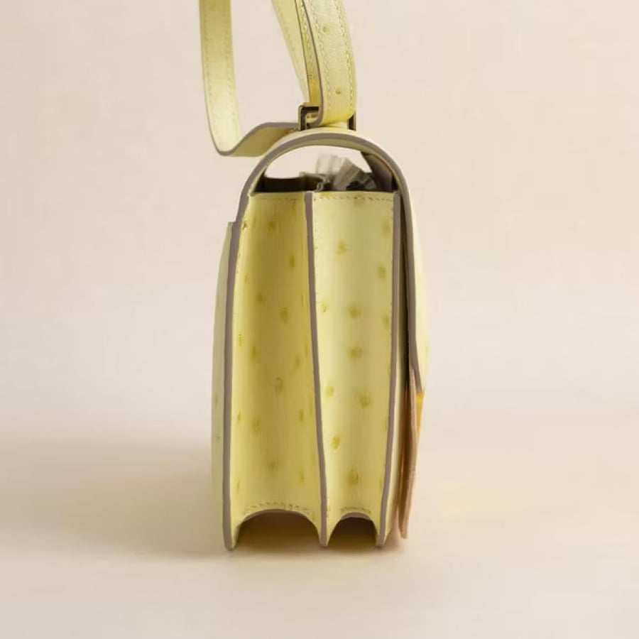 Constance 18CM Ostrich 0Y Limoncello GHW