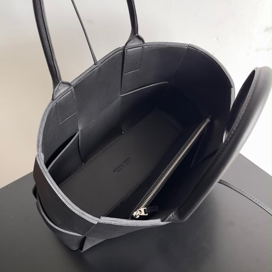 Small Arco Tote