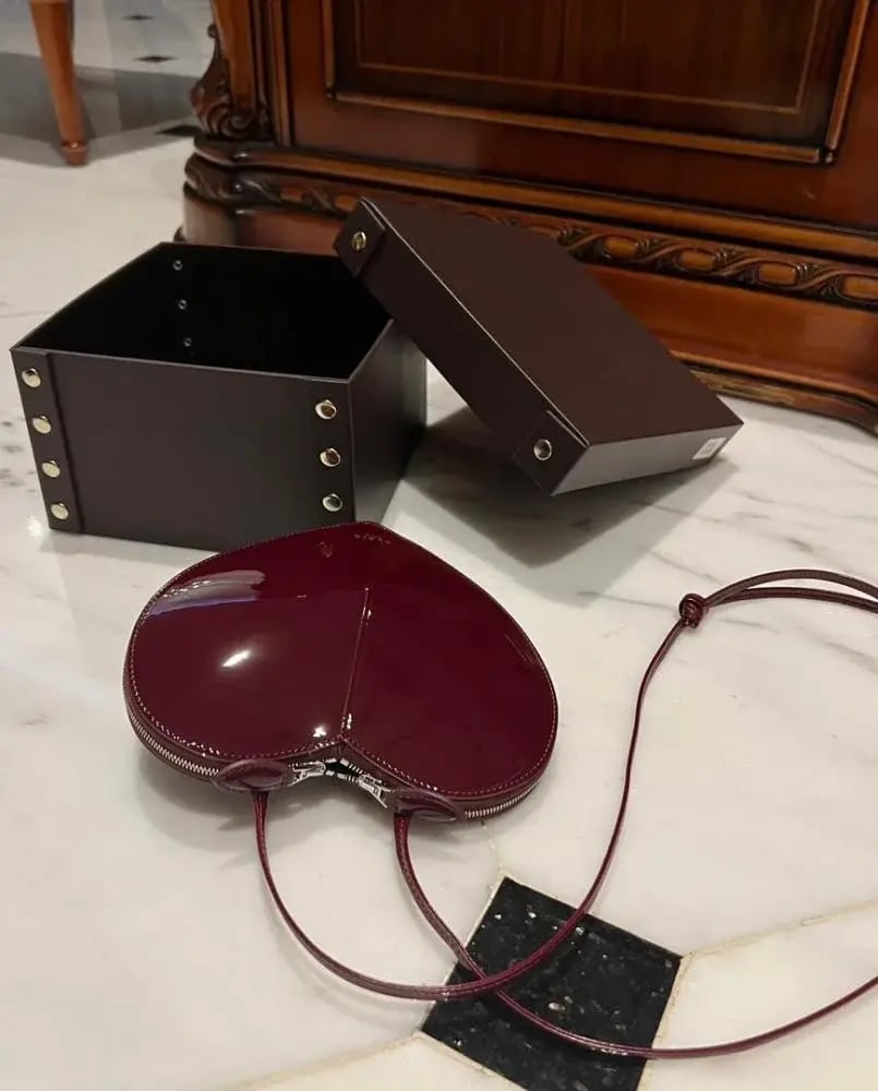 LE CŒUR SMALL BAG IN CALFSKIN