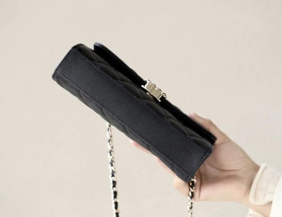 Caviar Quilted Chain Top Handle Phone Holder With Chain Black