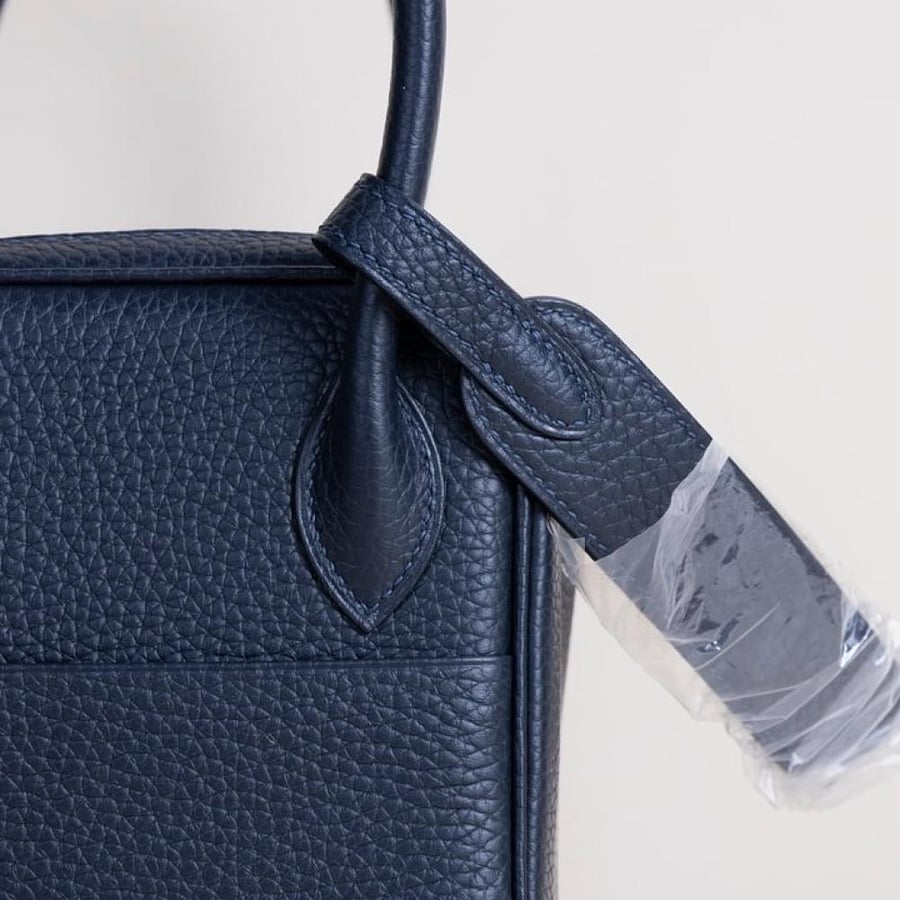 Lindy 26cm Clemence leather 2Z Blue nuit