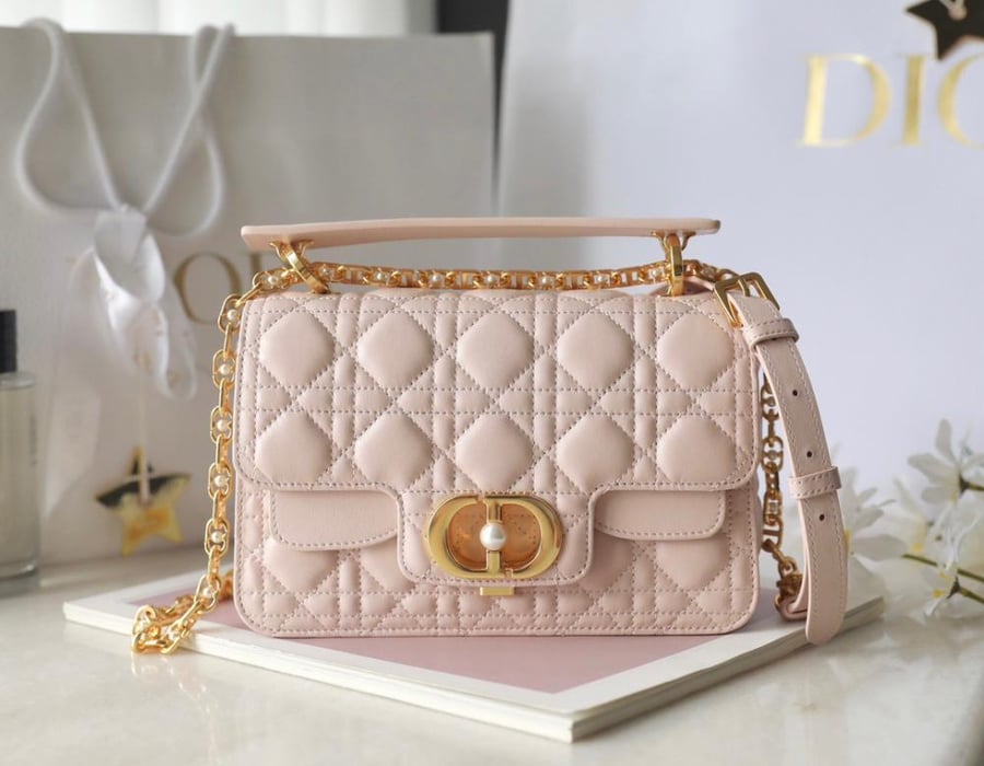 Dior Jolie 22cm