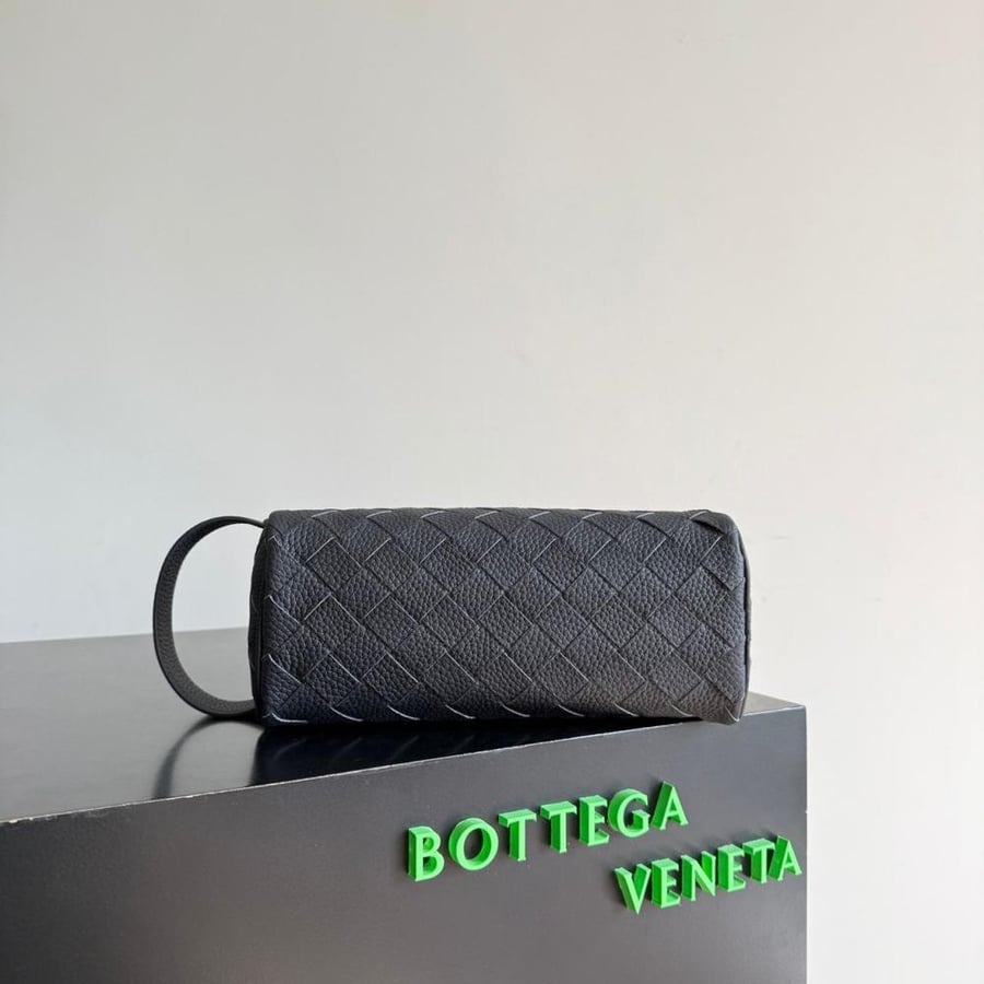 Intrecciato Travel Pouch