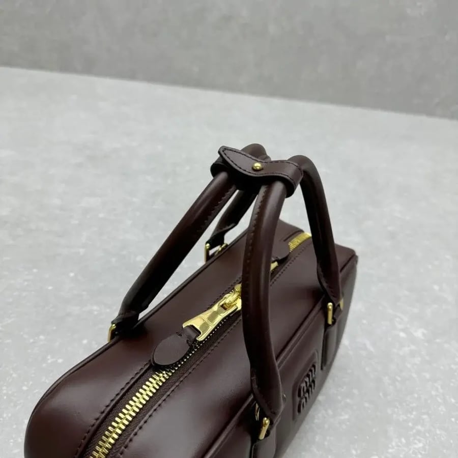 Arcadie leather bag