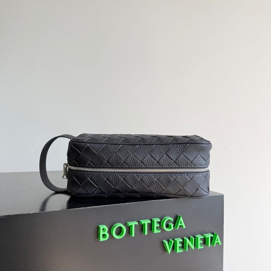 Intrecciato Travel Pouch