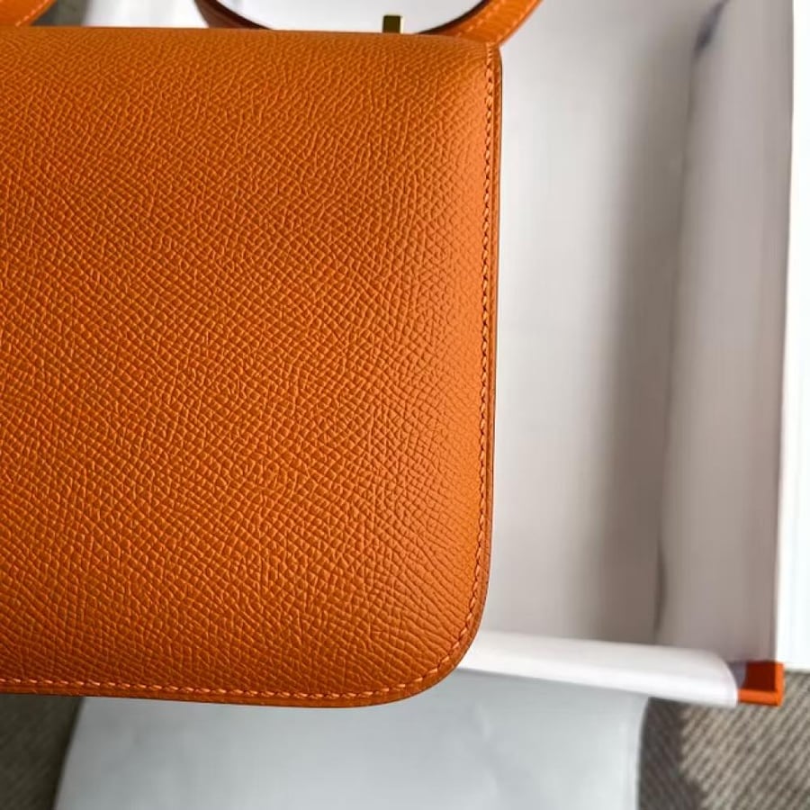 Constance 18CM Epsom 93 OrangeGold