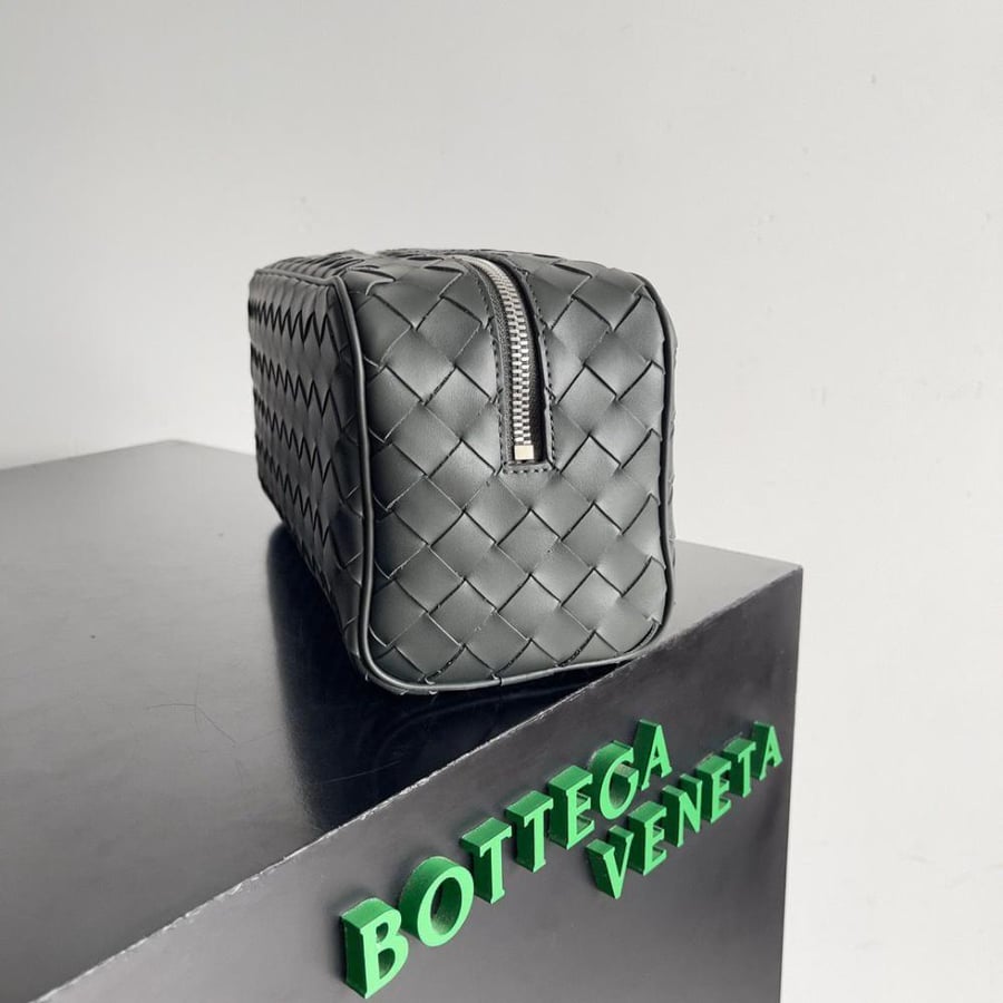 Intrecciato Travel Pouch