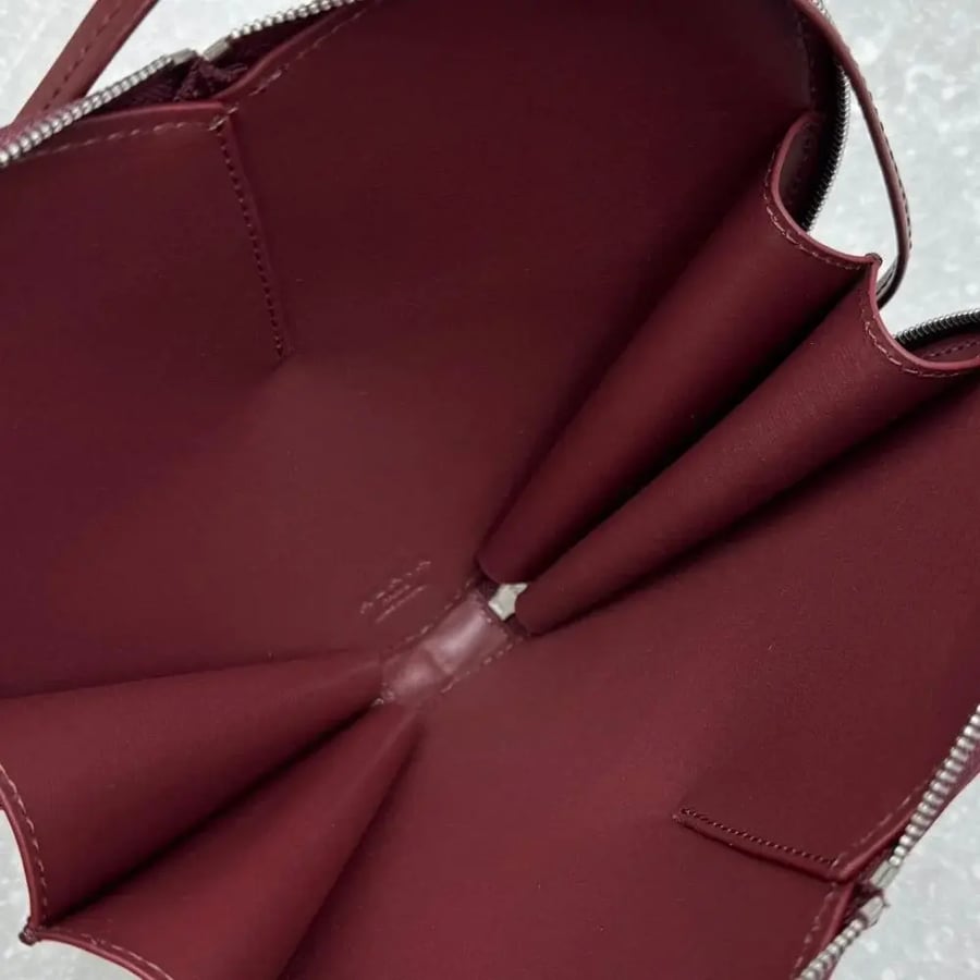 LE CŒUR SMALL BAG IN CALFSKIN