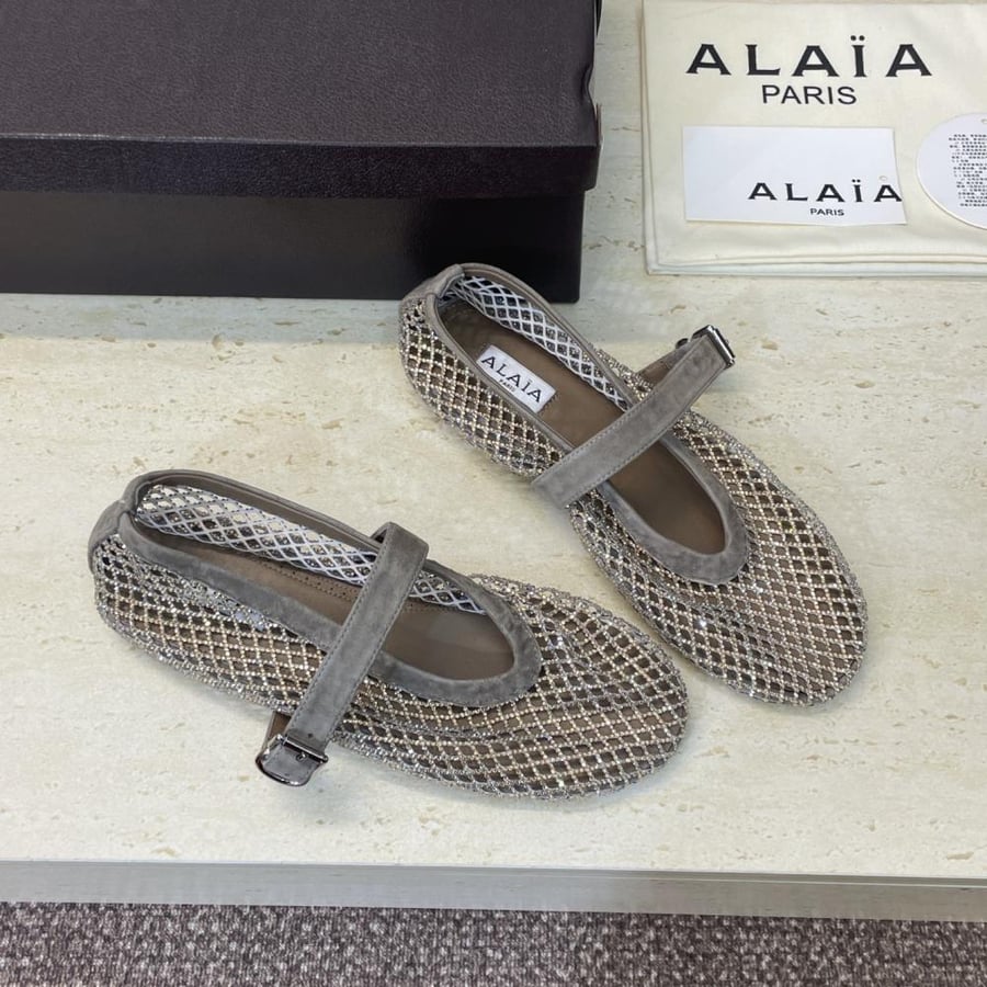 ALAÏA Flat