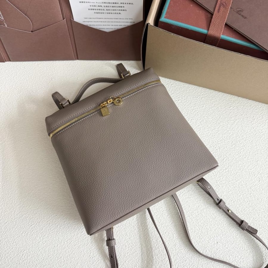 Extra Pocket L23.5 Backpack