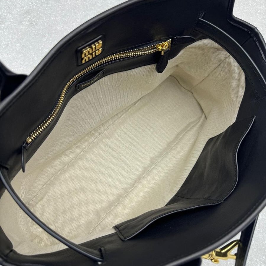 Oak Aventure Nappa Leather Bag