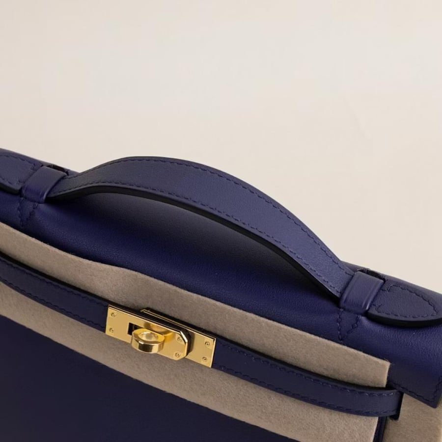 Kelly pochette Swift  73 Bleu sapphire GHW