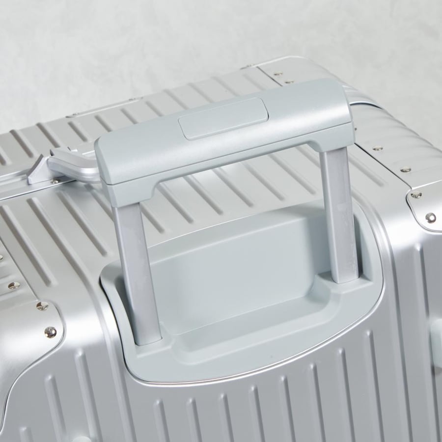Rimowa trunk plus