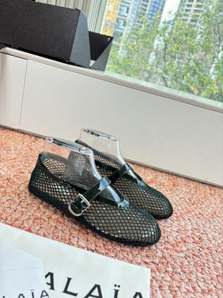ALAÏA Flat
