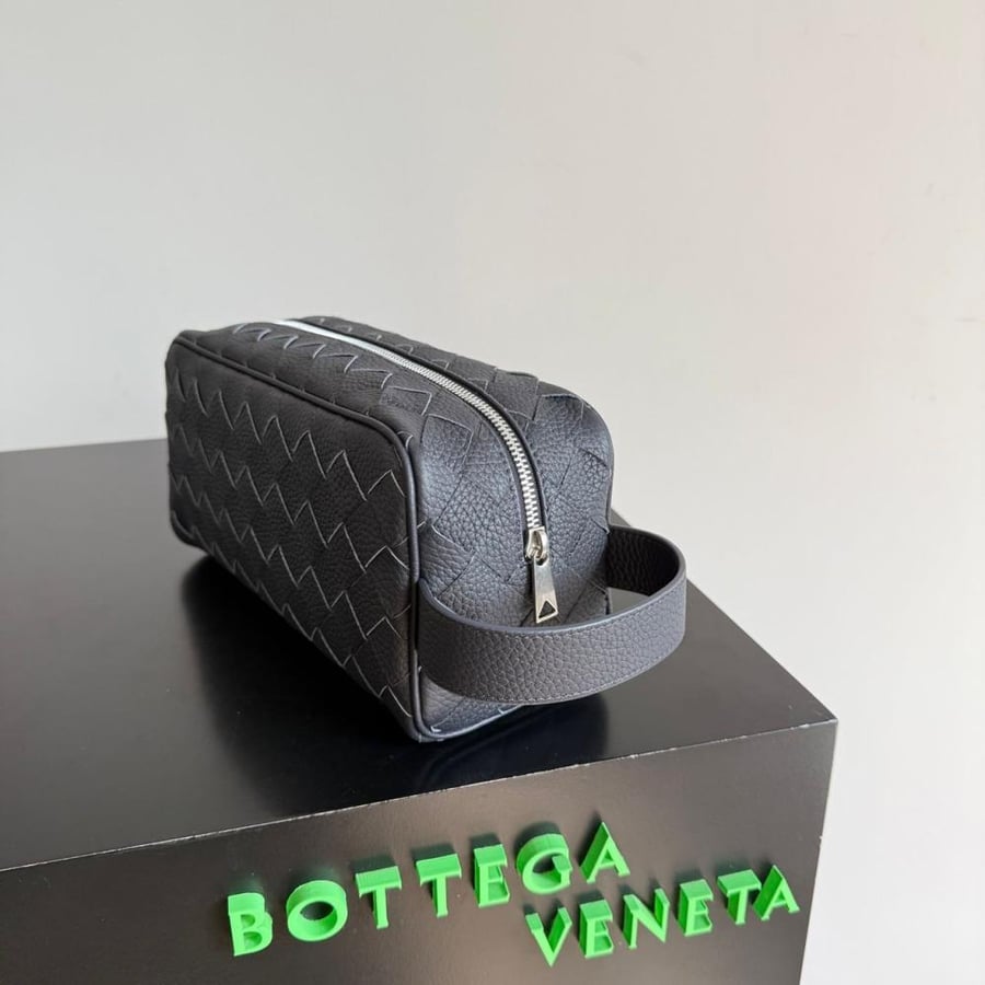 Intrecciato Travel Pouch