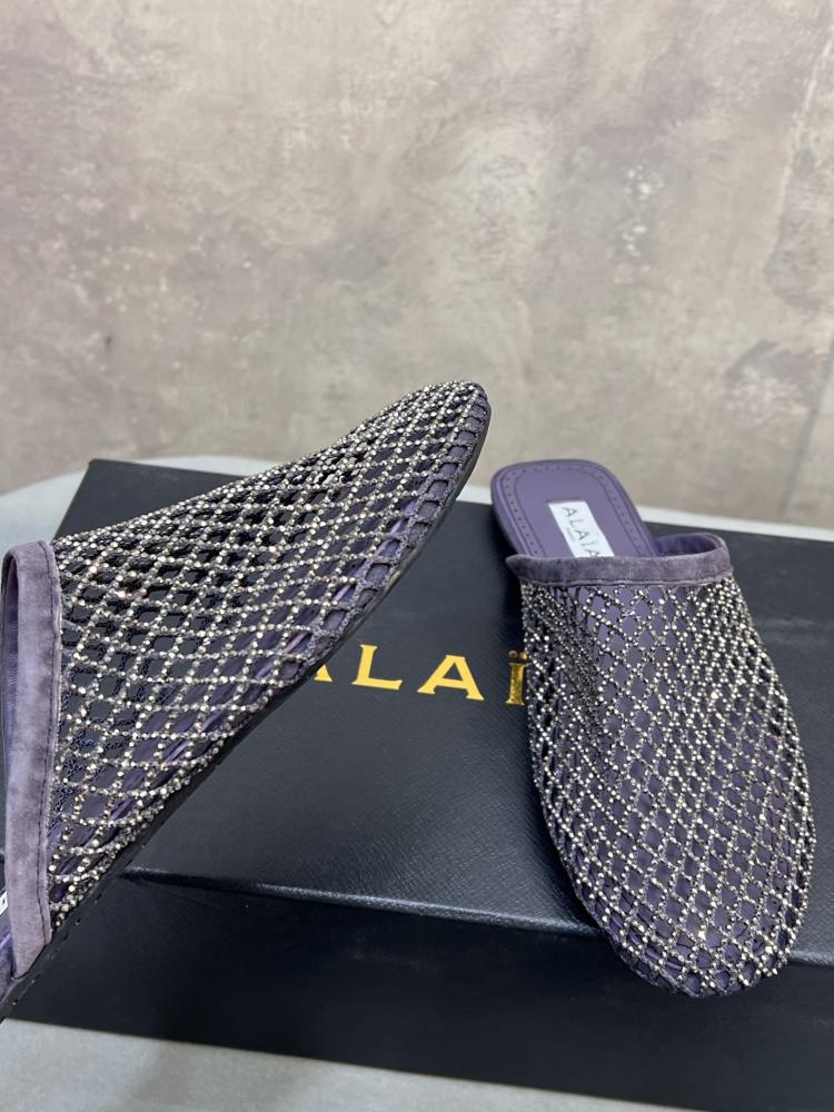 ALAÏA Flat